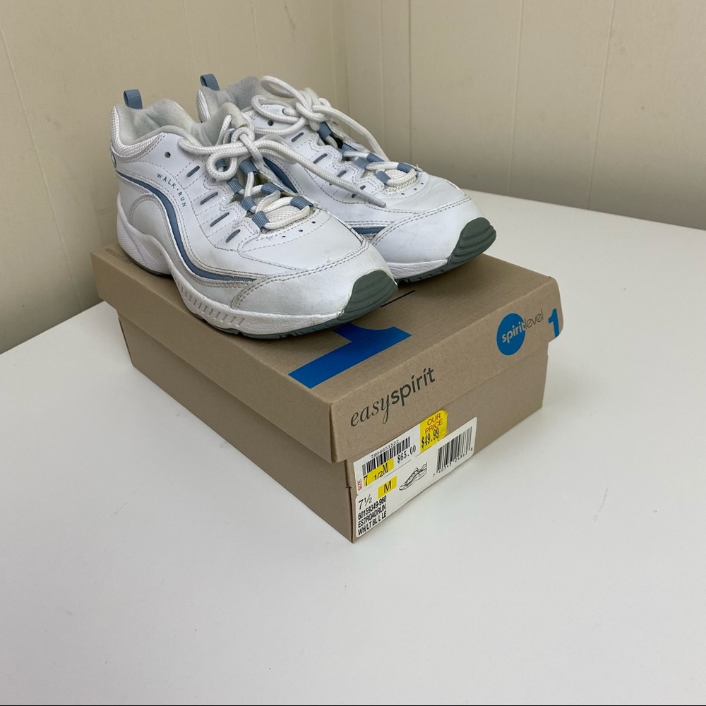 Nice Pre-Own Easy Spirit Road Run Lace Up Sneakers shoes Sz 7.5